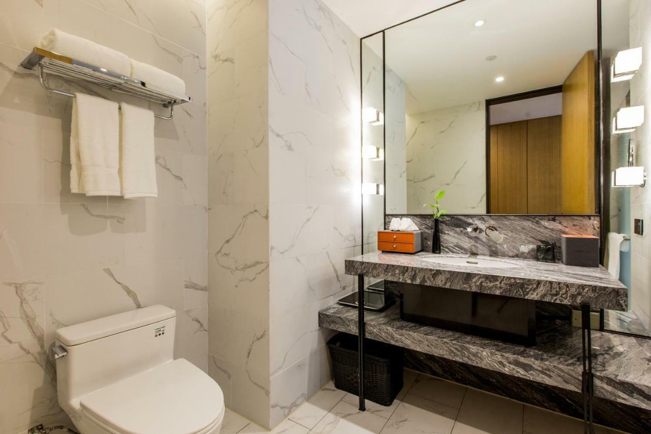 Howard Johnson By Wyndham Life Zhuoyuan Ningbo Extérieur photo