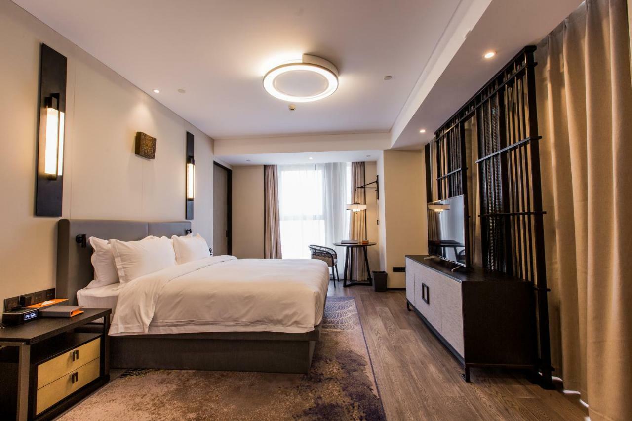 Howard Johnson By Wyndham Life Zhuoyuan Ningbo Extérieur photo