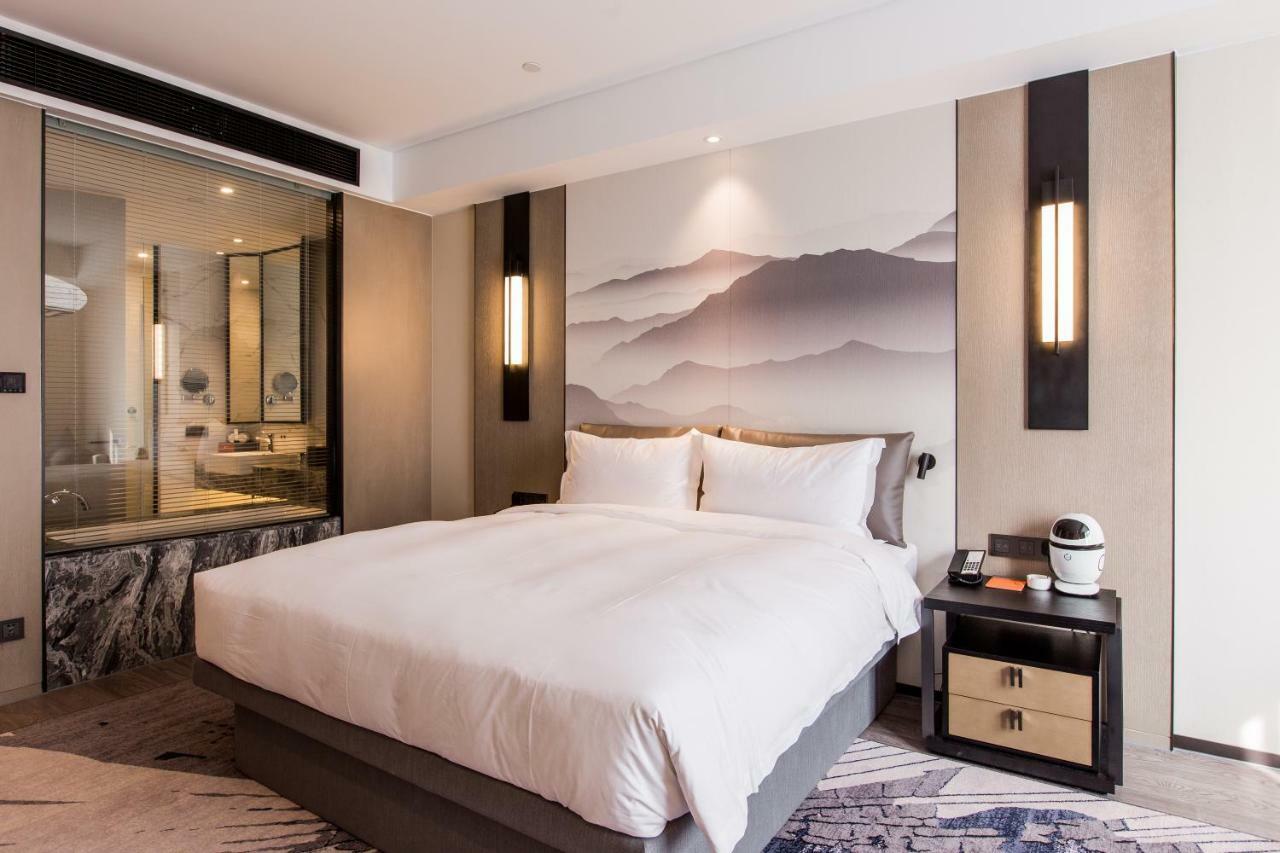 Howard Johnson By Wyndham Life Zhuoyuan Ningbo Extérieur photo